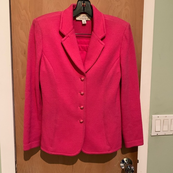 Pink St. John Suit Size 2 - Picture 1 of 4